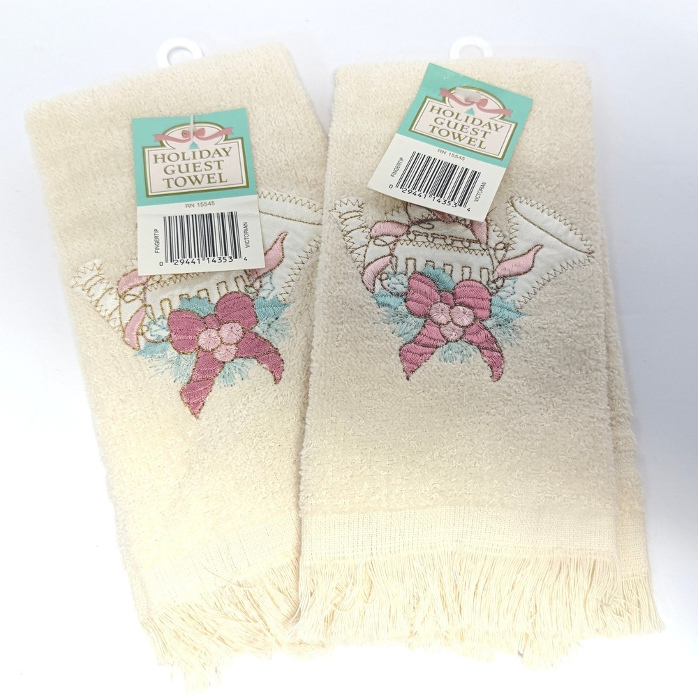 Vintage Cannon Holiday Fingertip Towel Set 2 Victorian Embroidered Cotton Cream